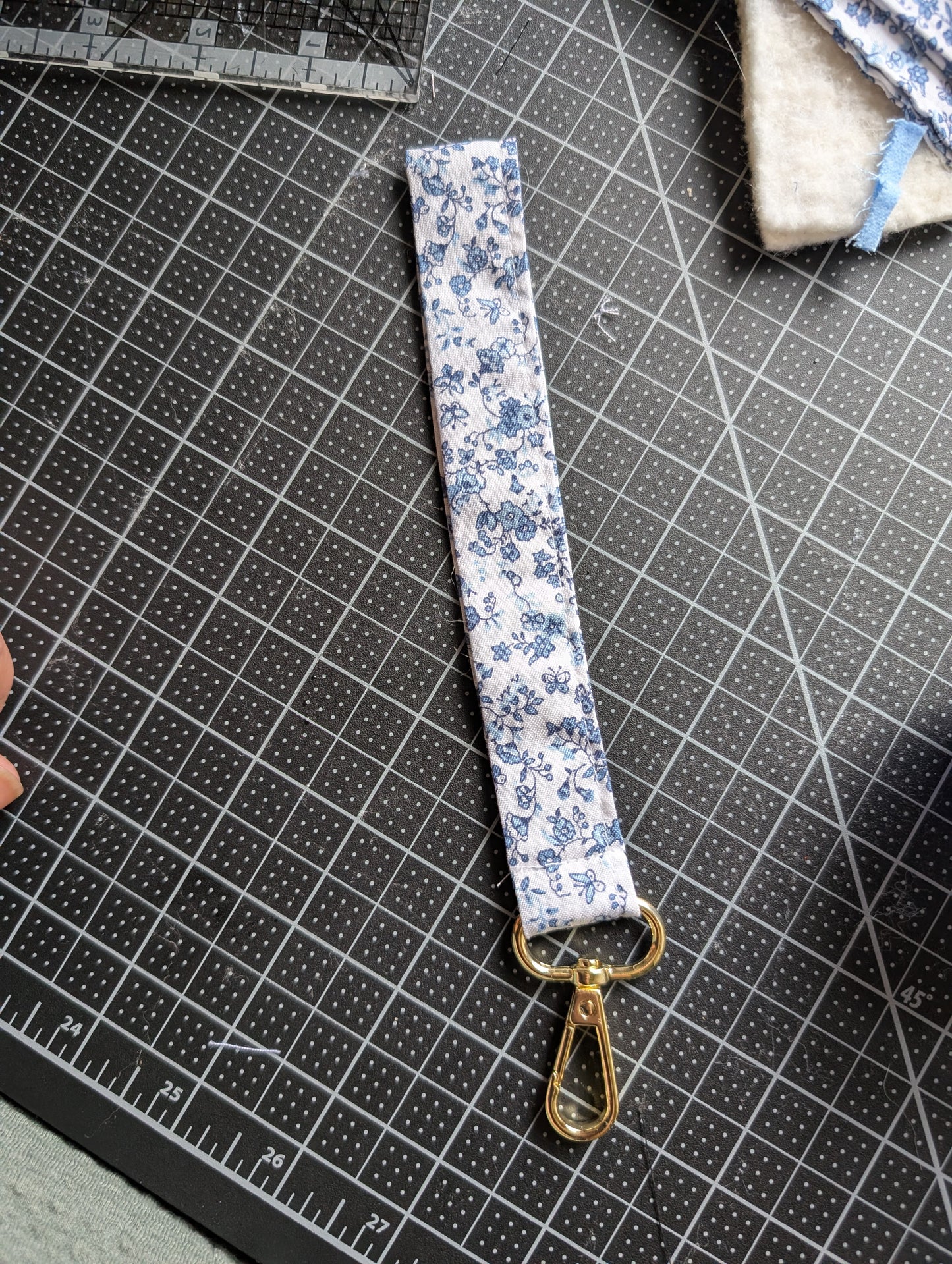 Wristlet - Blue Floral