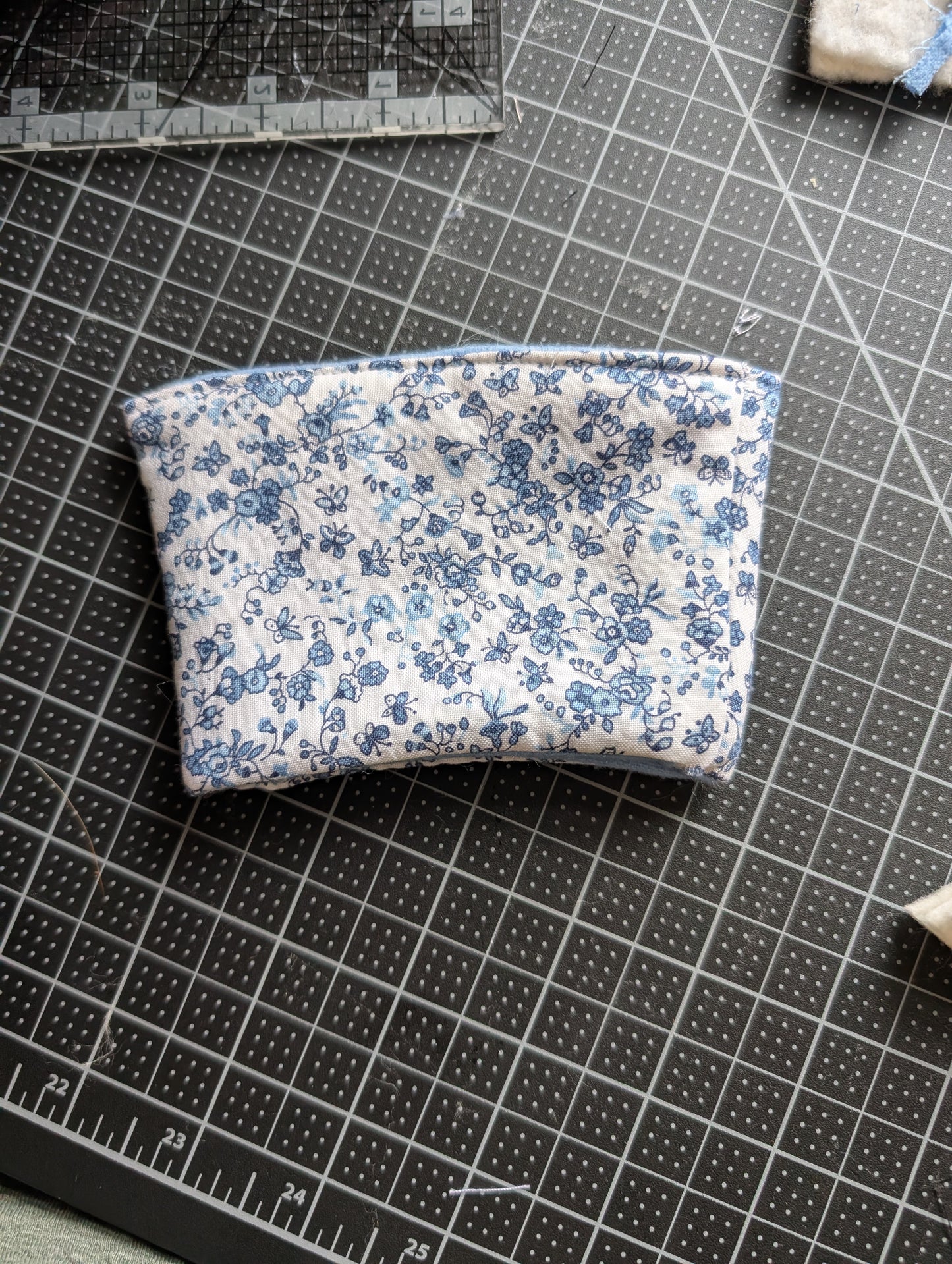 Coffee collar - Blue floral